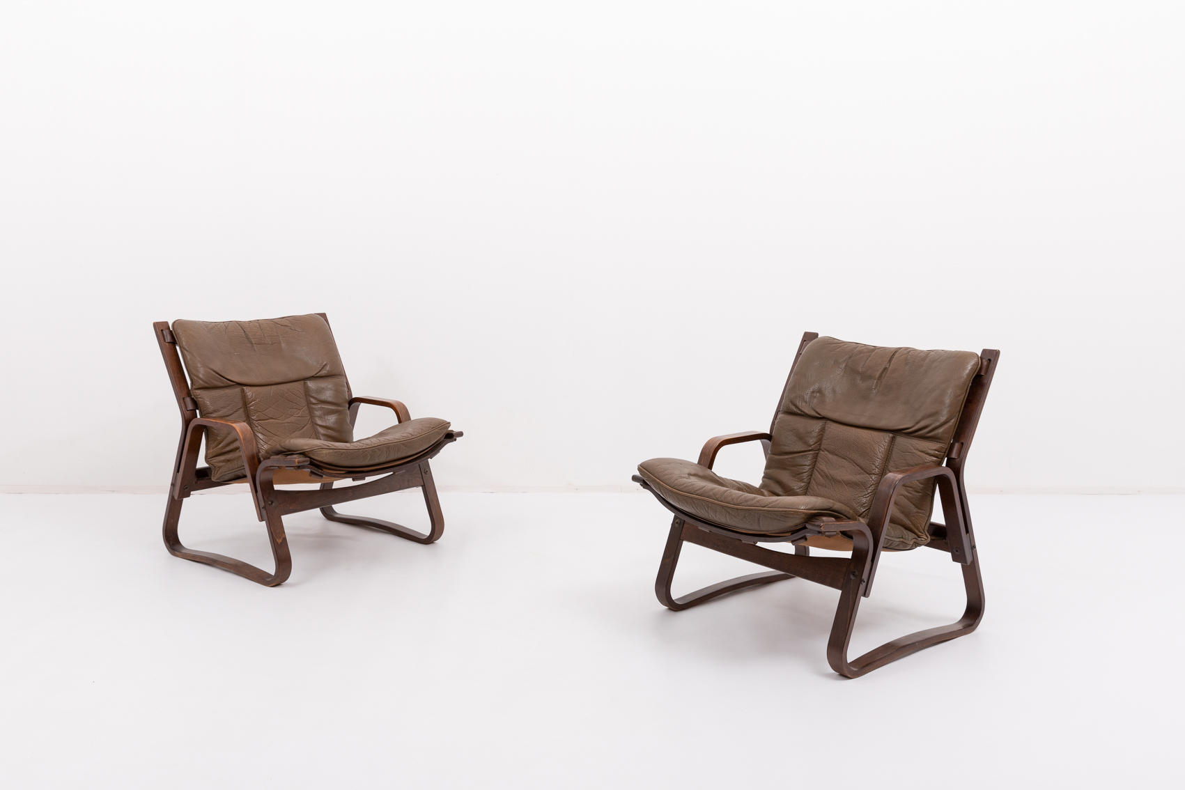 Set of 2 Scandinavian design lounge chairs from Giske Carlsen for