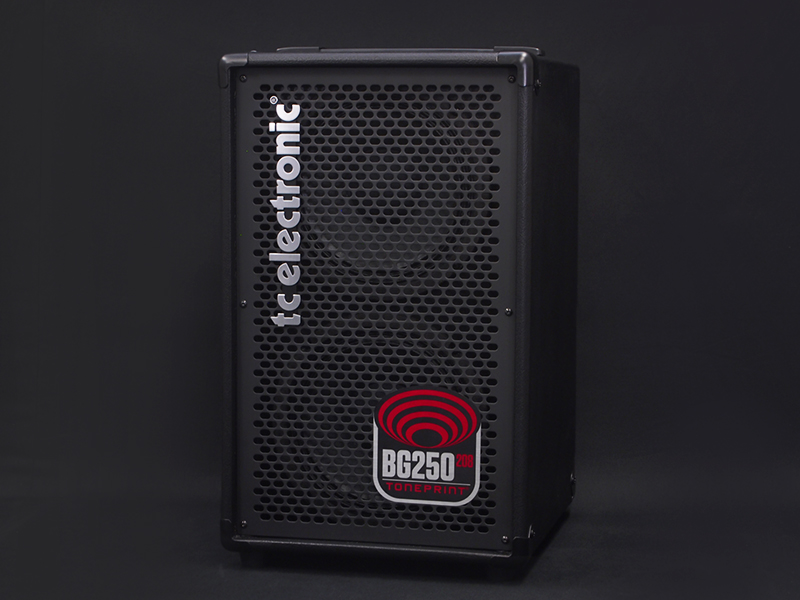 tc electronic BG250-208 税込販売価格 ￥30,600- 新品 小型で大音量の