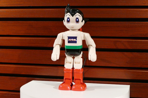 週刊 鉄腕アトムを作ろう!」創刊 ～講談社、手塚プロダクション、NTT