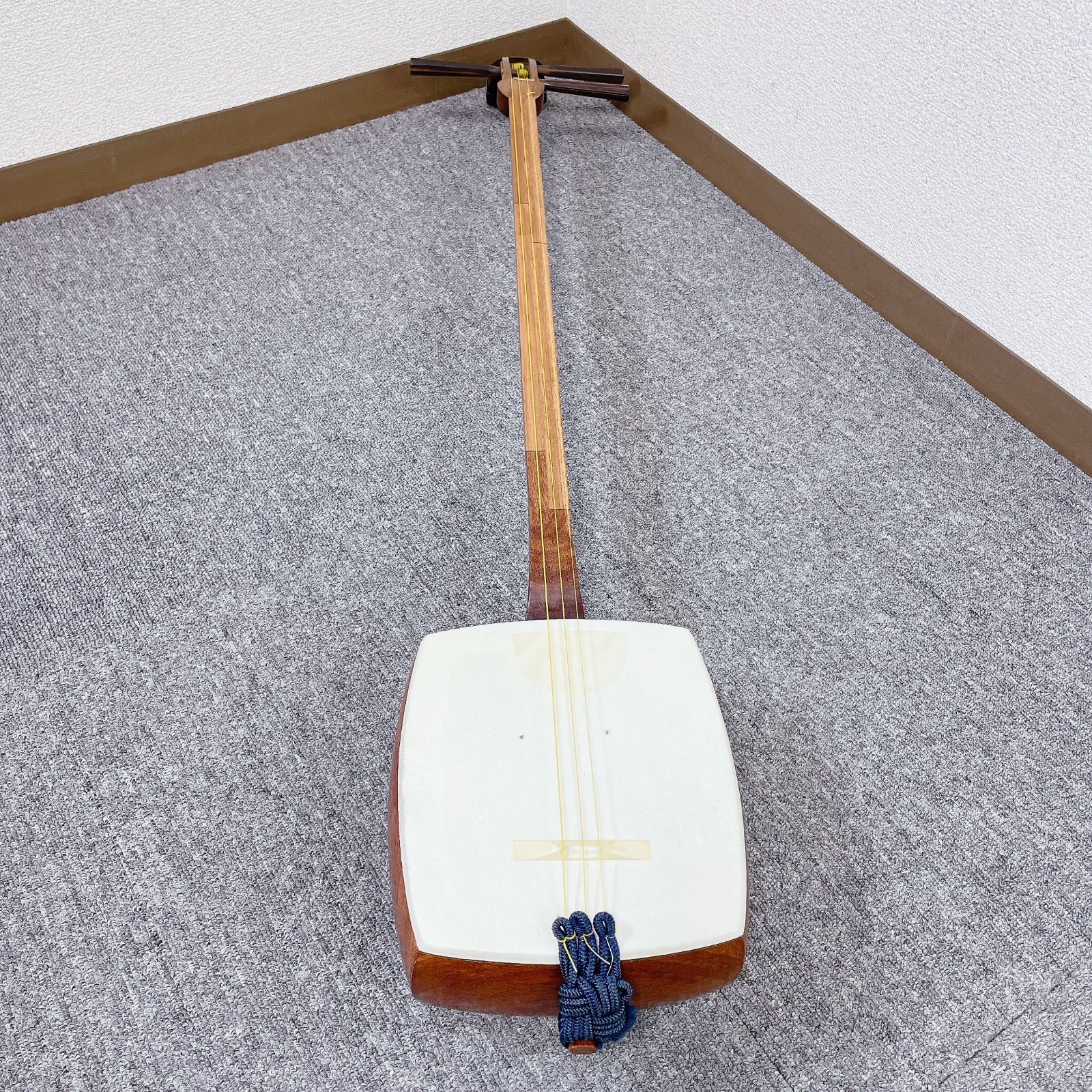 三味線 花梨 平溝 中棹 犬皮 丸打胴 和楽器 バチ 撥 - メルカリ