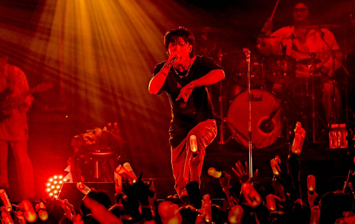 BOBBY（iKON）の初ソロツアーを圧巻のパフォーマンスで魅せる【ライブ