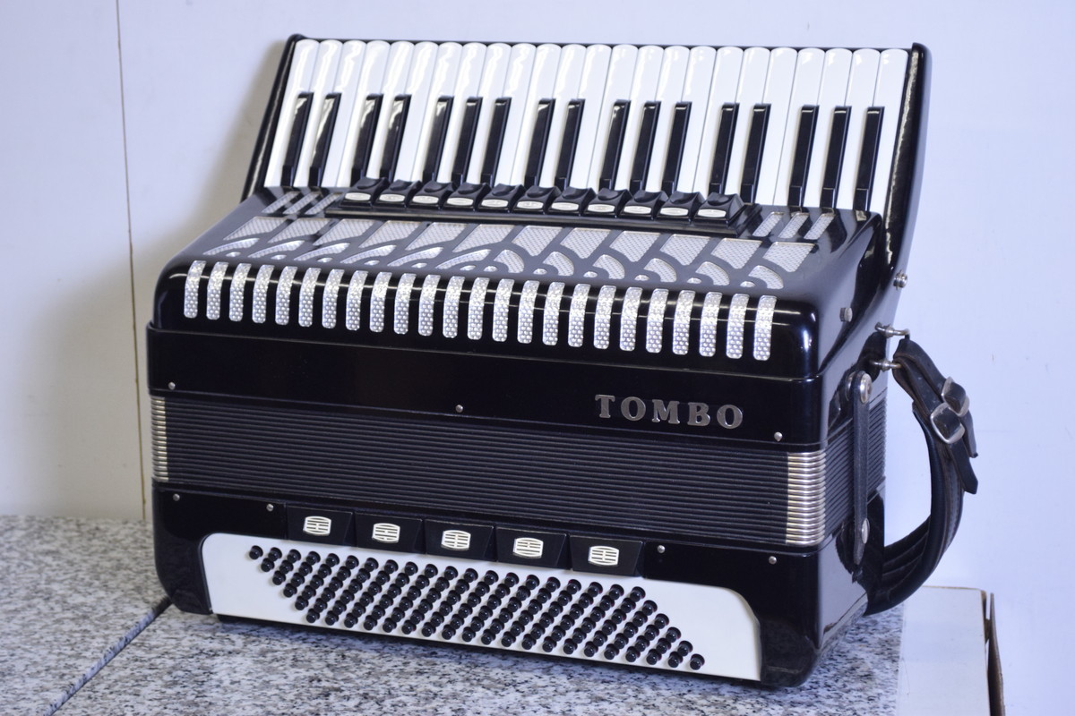 TOMBO アコーディオン 41鍵120B 黒 (訳あり) TOMBO トンボ