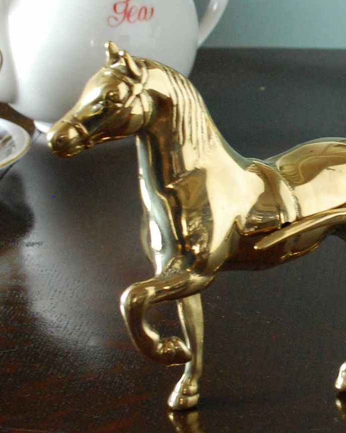 イタリアからやって来た真鍮製のオブジェ（馬車）(n12-312