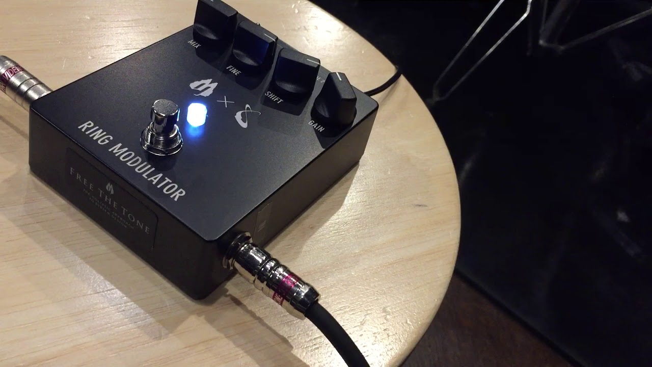 試奏] SUGIZO リングモジュレーター RM-1S - YouTube