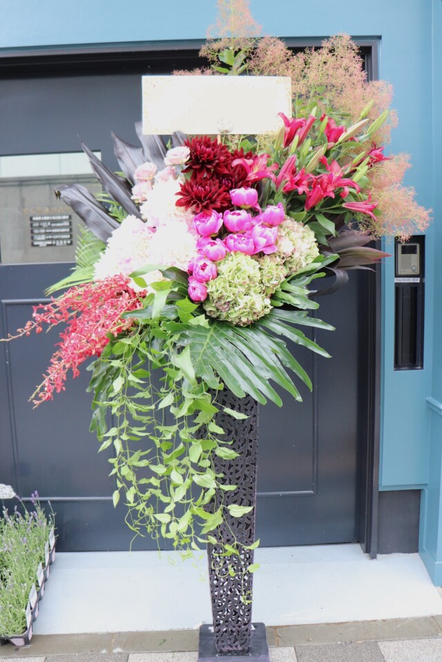 アシンメトリースタンド花1段【さいたま市限定※一部区除く】