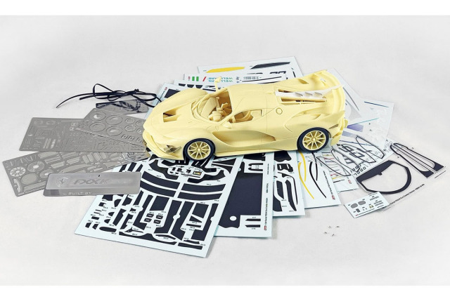 Kitbox x PZY Model 1/24キット KB08-19 Ferrari FXX K Evo ミニカー