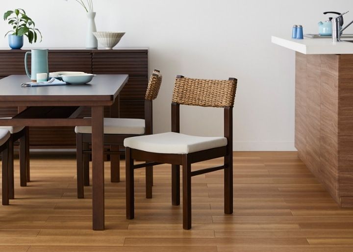 カオ・ダイニングチェア (ヒヤシンス)～ダイニングチェア～直線的で