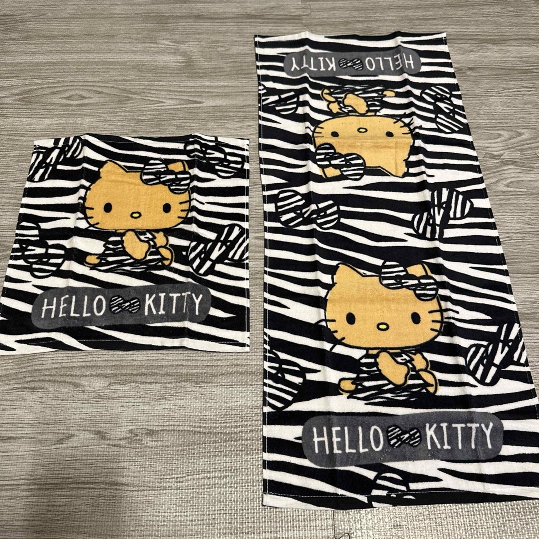 ハローキティ - 新品 日焼けキティ ハンドタオル フェイスタオル