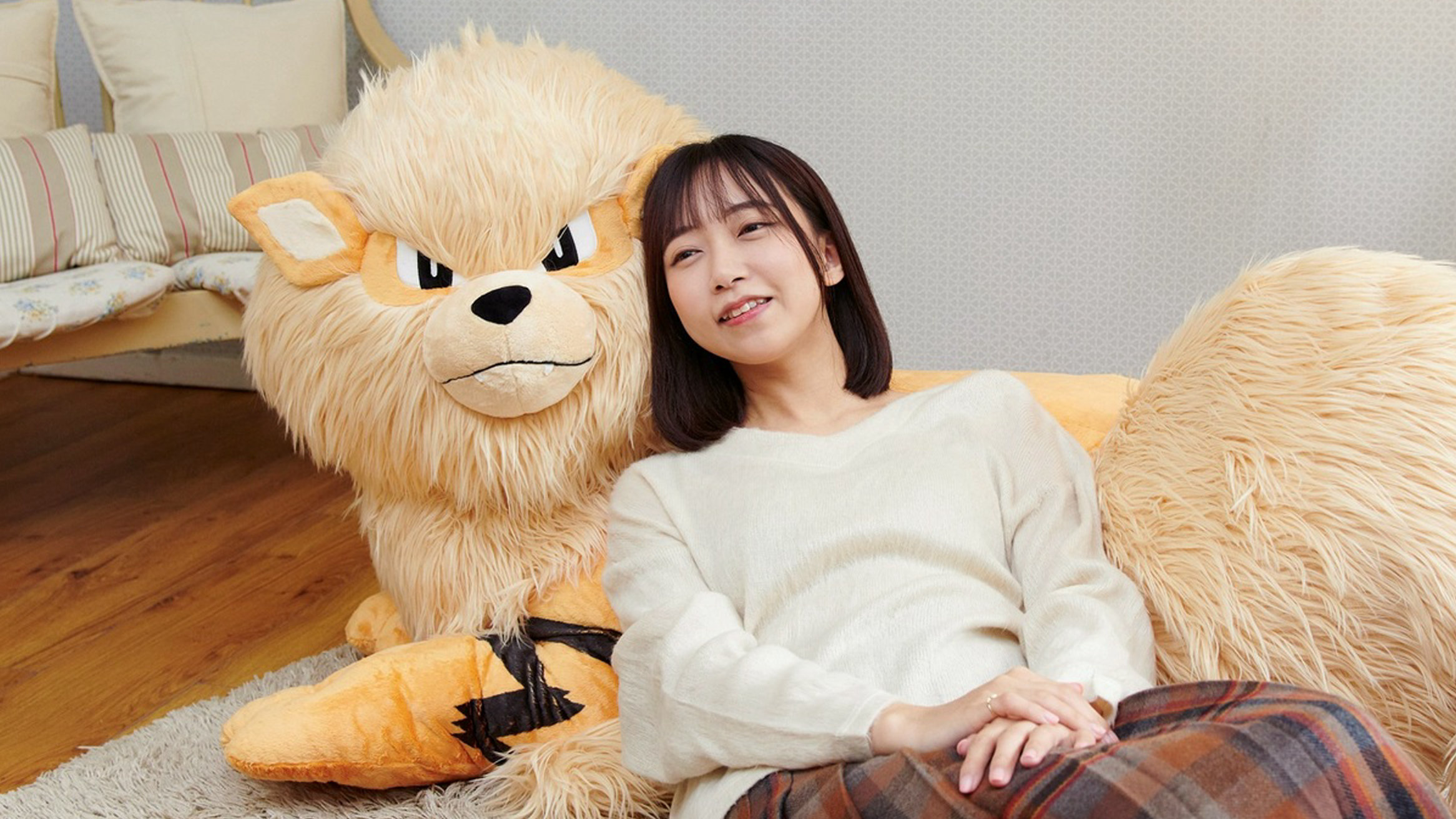 ポケモン、添い寝ウインディぬいぐるみ登場。2分の1サイズでもかなりの