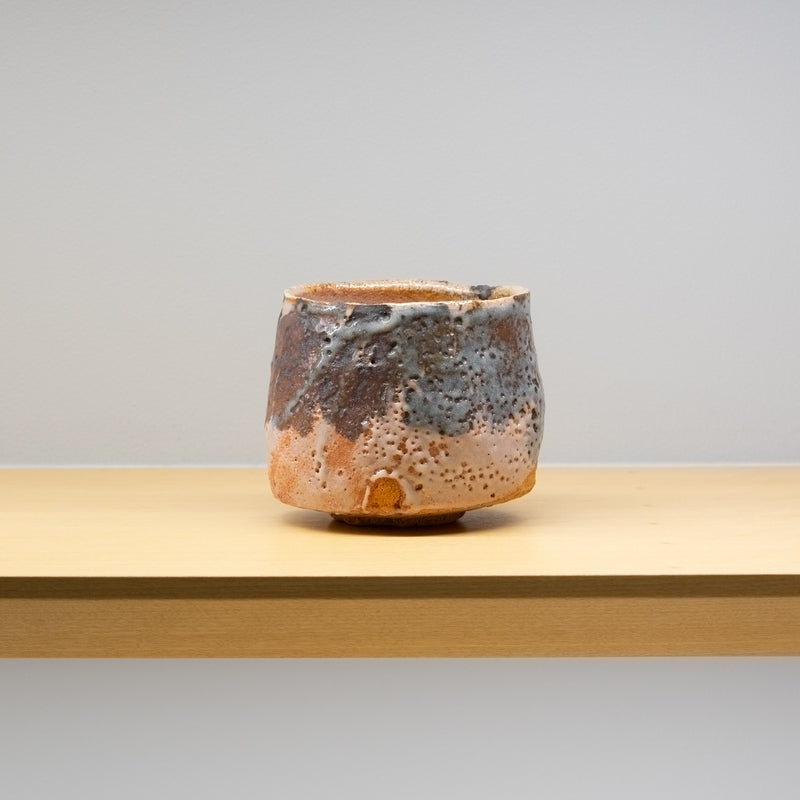 Kai Tsujimura / Shino Tea Bowl – HULS GALLERY TOKYO | 現代工芸