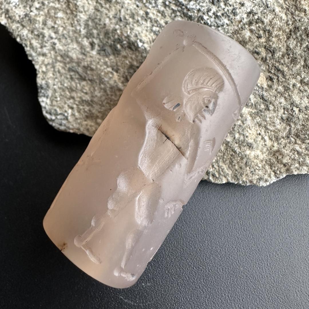 円筒印章 古代メソポタミア文明 英雄と怪物 スタンプ パワーストーン 1494 印章に描かれた古代メソポタミア : オリエン太の美術館日記