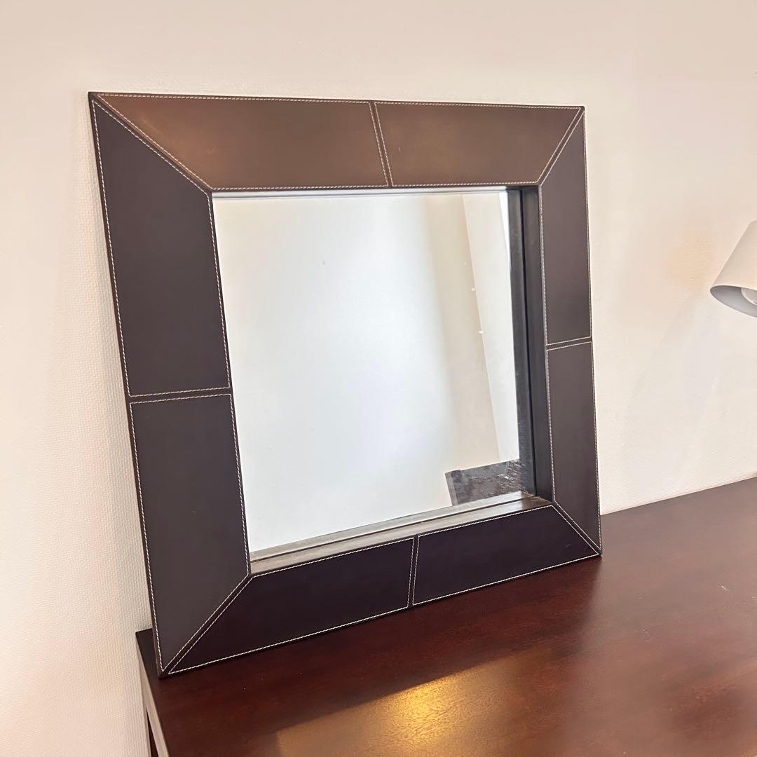 ACTUS 壁掛け鏡ダークブラウン　展示品 2026年最新】Actus 壁掛け鏡・ウォールミラーの人気アイテム - メルカリ