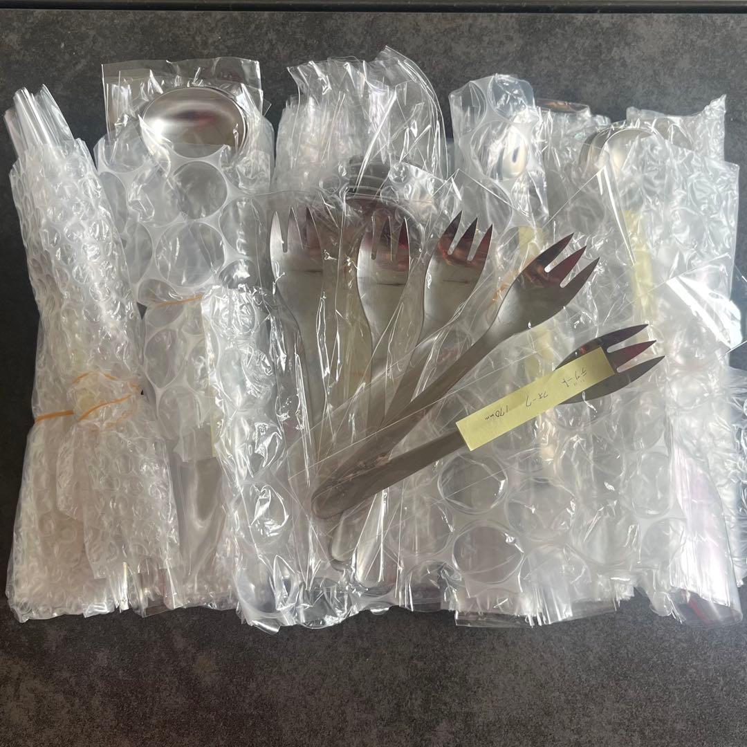 最終値下げ　柳宗理　カトラリーセット　14種類　総数64本 楽天市場】【送料無料】柳宗理 ステンレス製 カトラリーセット