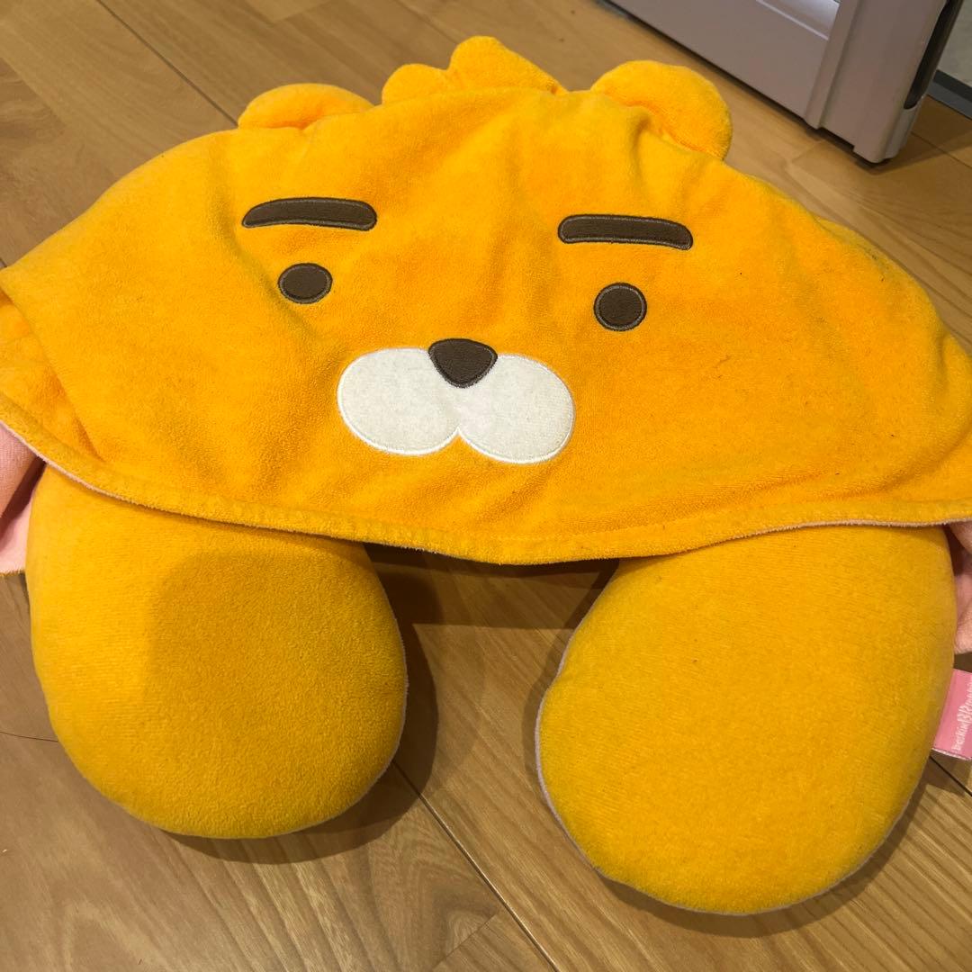 韓国　サーティワン　限定ライアンとピーチ　ネックピロー KAKAO FRIENDS ネックピロー ライアン＆アピーチ＆チュンシク – SELECT