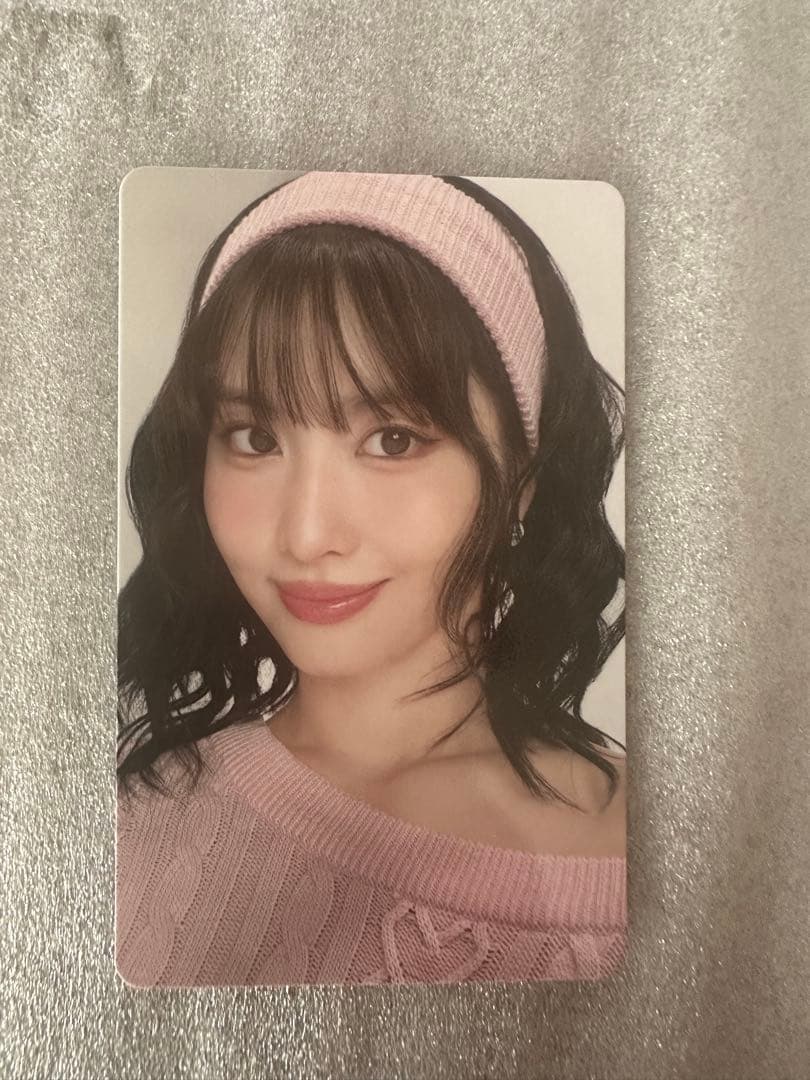 MISAMOバンダナ モモ 1万円トレカ twice haute couture twiceモモ トレカ haute couture一万円特典 バンダナ - メルカリ