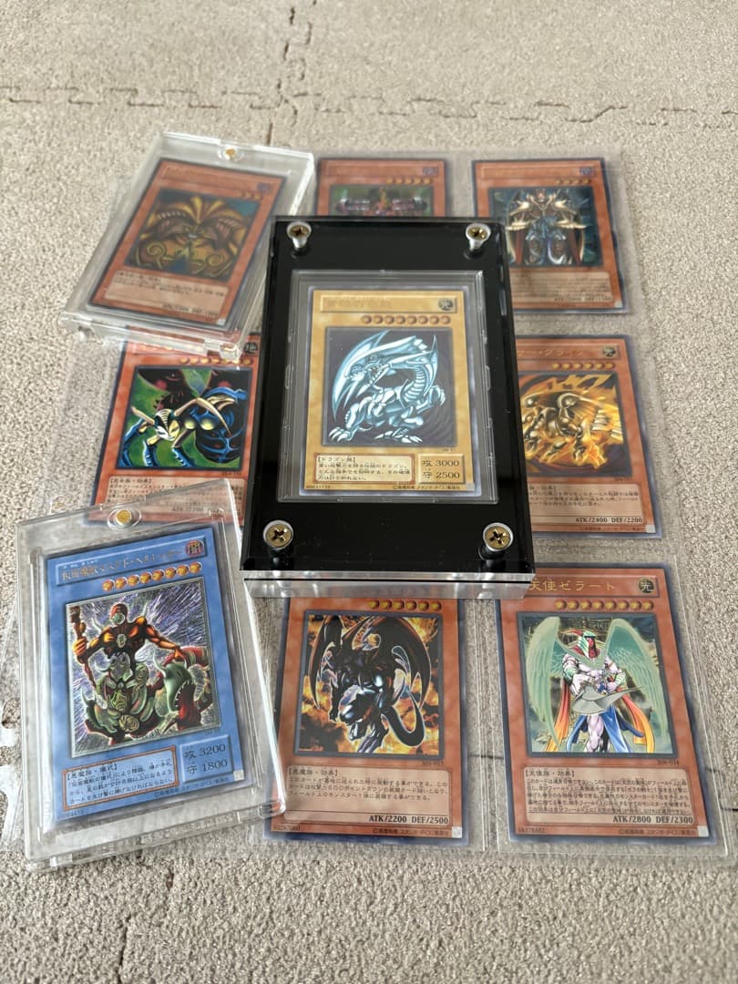 遊戯王カード　アルティメットレアレリーフ　まとめ売り 遊戯王 レリーフ、コレクターズ、アルティメットレア 41枚 まとめ売り
