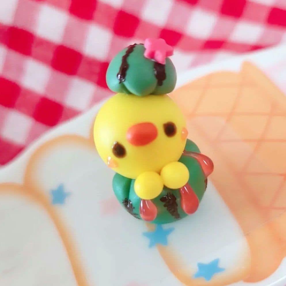 『ワン』スイカからヒヨコちゃん スイカの日 #スイカ #フルーツ #フルーツカービング #ひよこちゃん