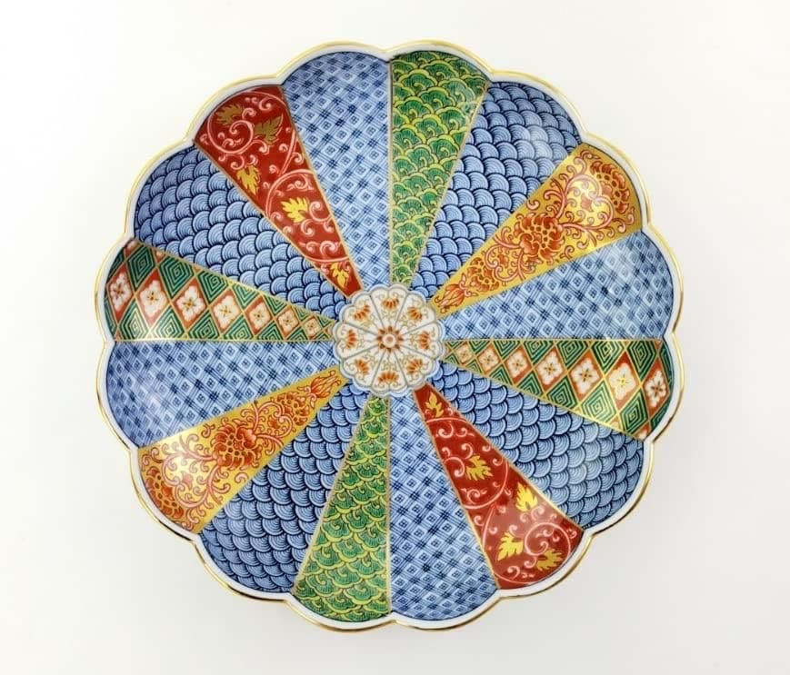 値下げ　新品　林九郎窯　菊割花地紋 ８号皿 盛皿 　大皿　24cm 波佐見焼 ② 楽天市場】菊割花地紋 8号皿 【波佐見焼き】石丸陶芸林九郎窯