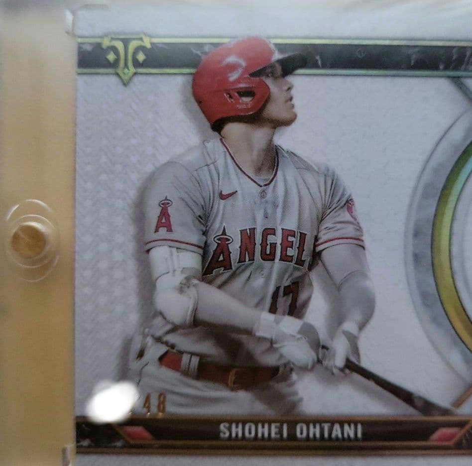 ◇お値引き☆世界に48枚☆レア大谷翔平 topps カード二刀流 MVP着用